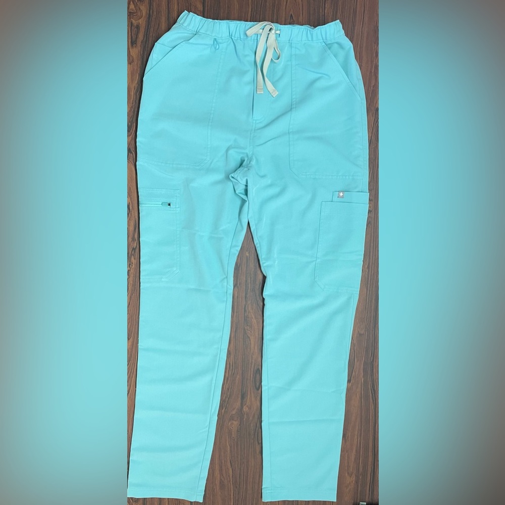 Figs scrub pant Size M